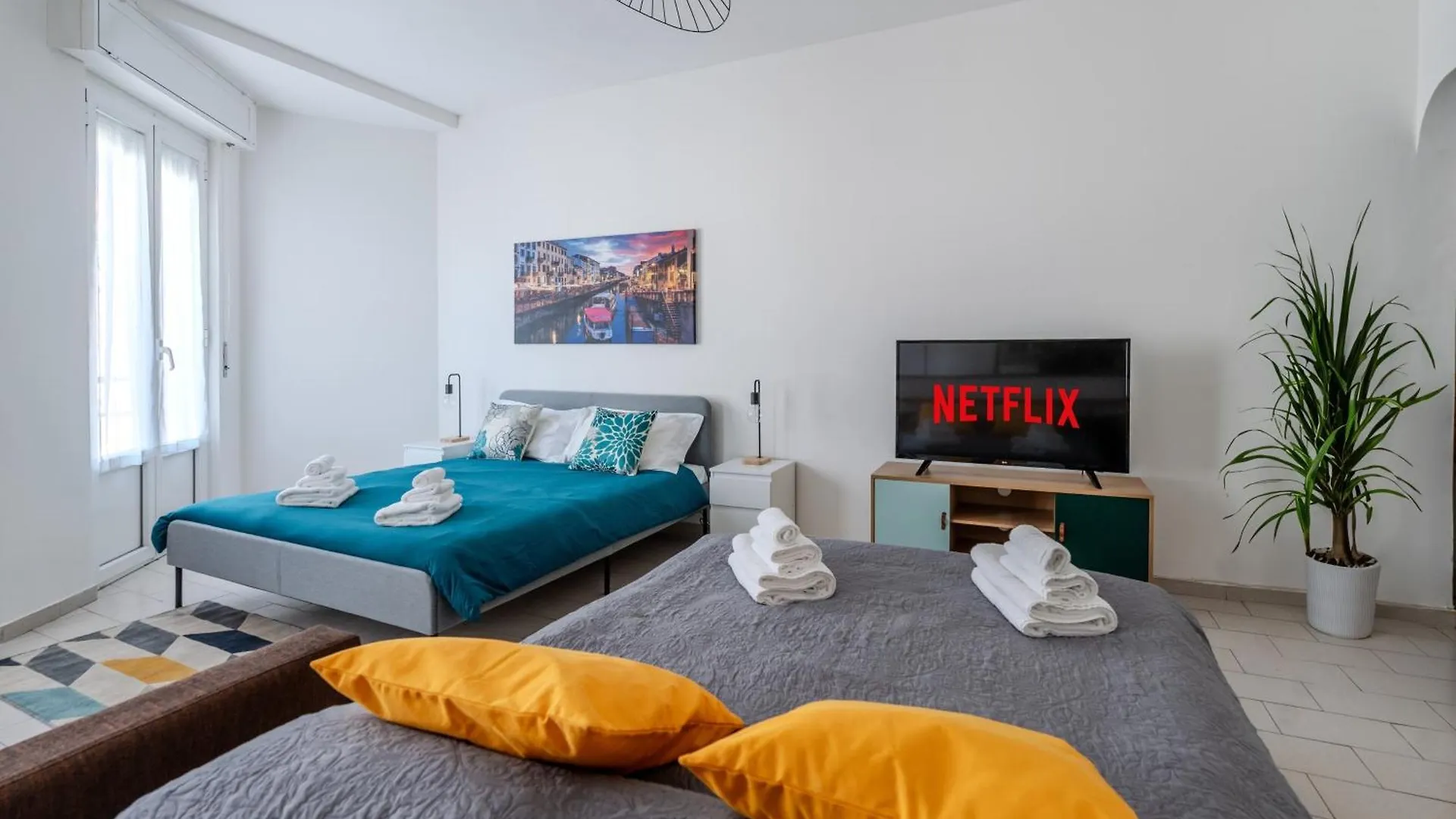 Stylish & Cozy Loft Near City Life - Metro 50M Milan Apartment