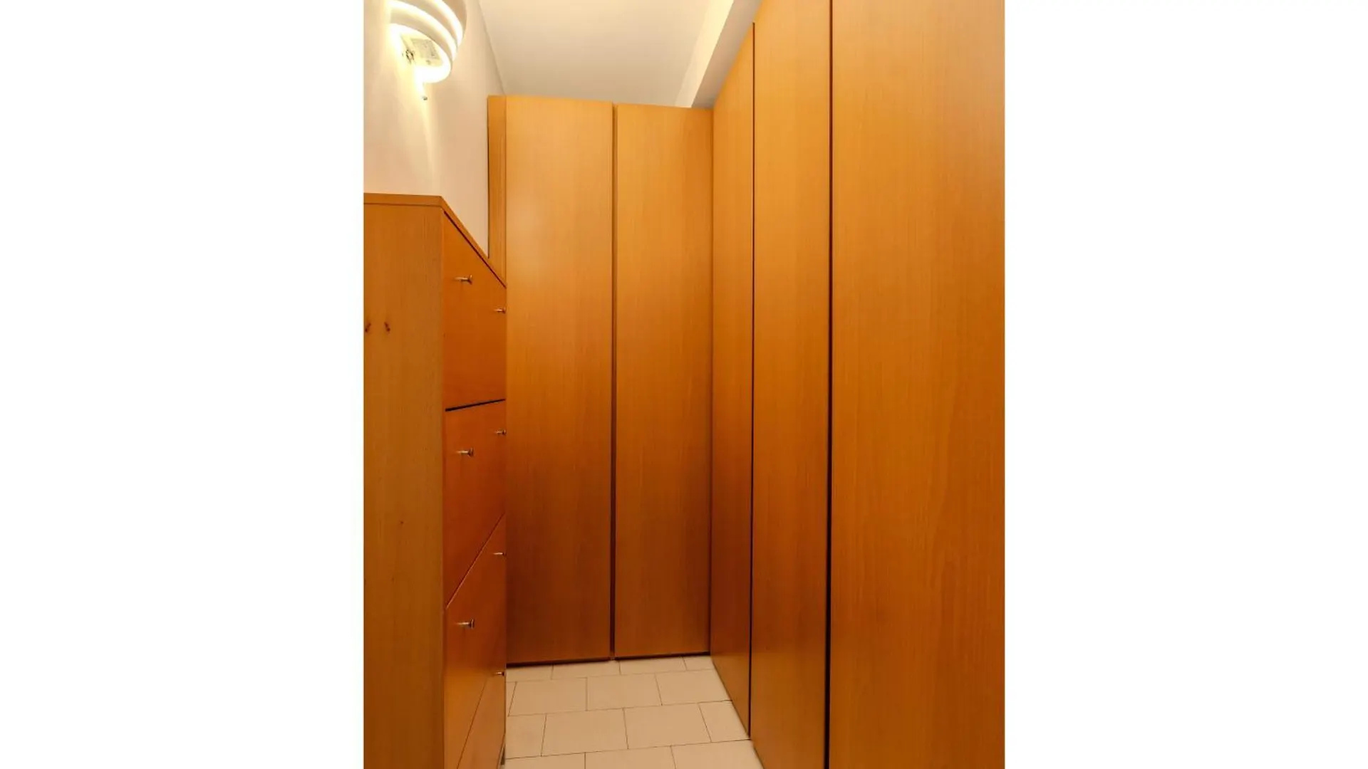 Stylish & Cozy Loft Near City Life - Metro 50M Milan Italy